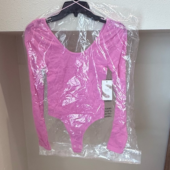NWT Chelsea & Violet Pink Knit Long Sleeve Texture Bodysuit (Size XS/S) - Picture 5 of 7
